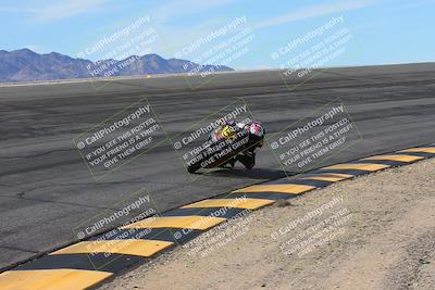 media/Feb-07-2025-CVMA Friday Practice (Fri) [[7034960ba2]]/4-Racer 4/Session 2 (Bowl)/